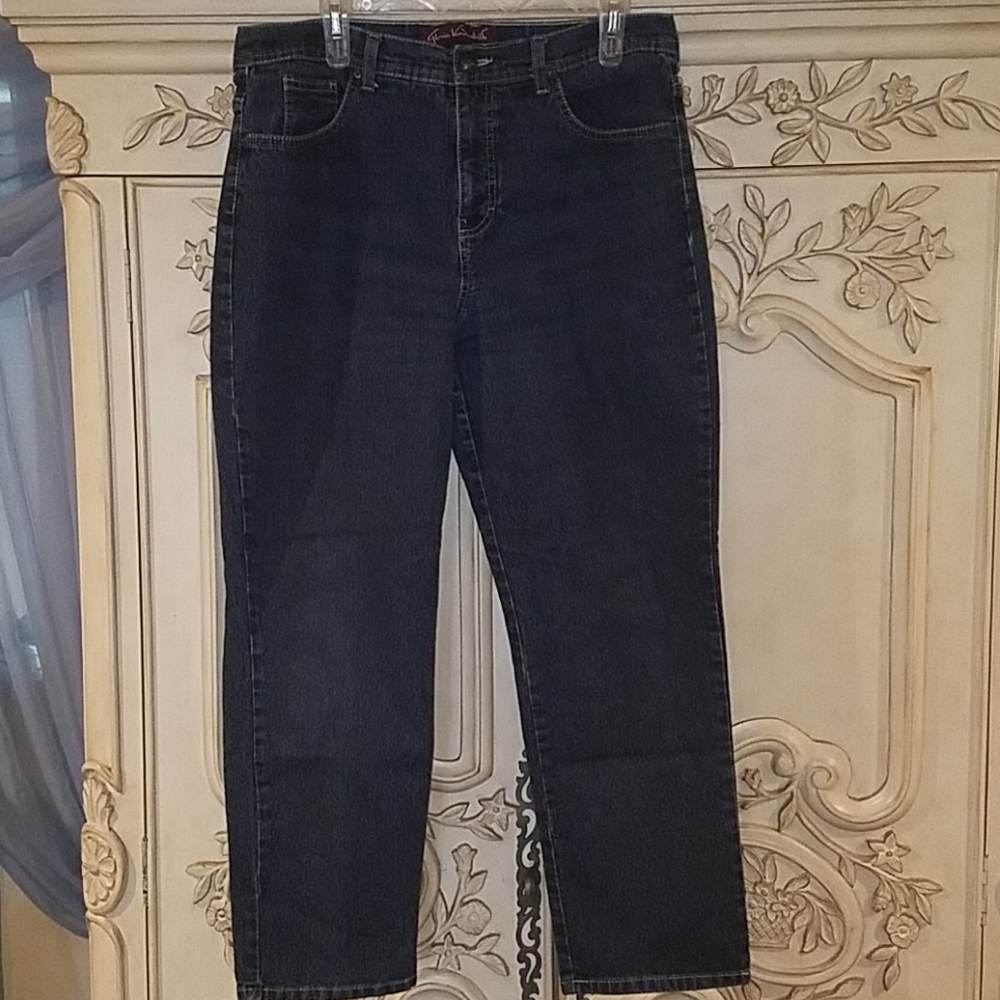 Gloria Vanderbilt dark stretch Jean's sz 16